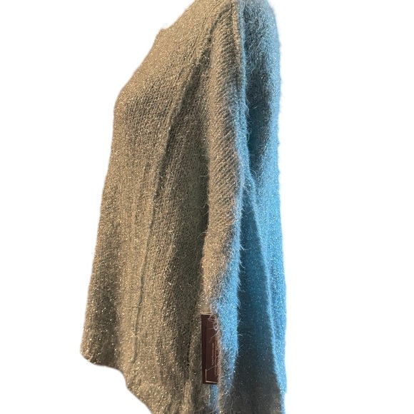 Jennifer Lopez gilded glamour sweater, pale blue with silver threads, size Med - Picture 2 of 9